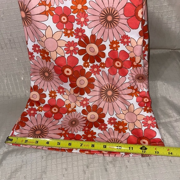 SHEIN Floral Patterned Flare Pants - Picture 6 of 8